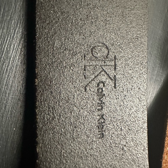 Calvin Klein Black Belt (women) - Picture 2 of 3